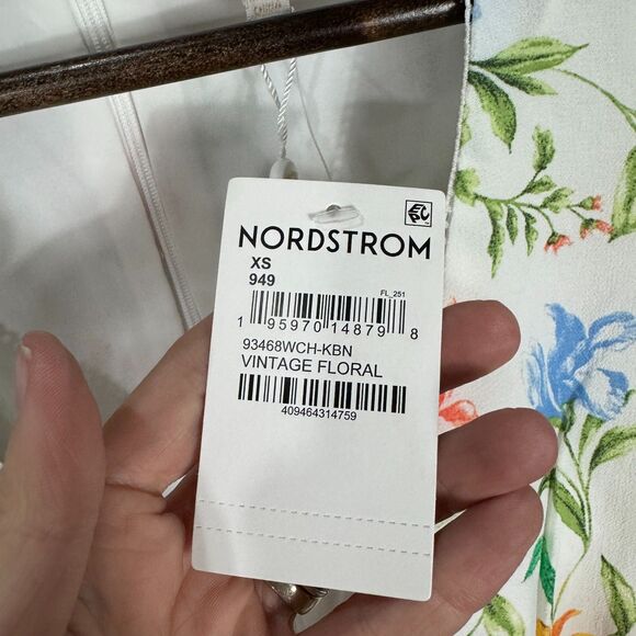 WAYF‎ Dahlia Dress Size XS Vintage White Floral Sleeveless V Neck Midi Retro NEW - Picture 7 of 14